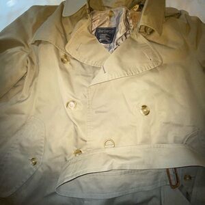 Burberry  vintage Trench Coat 46
